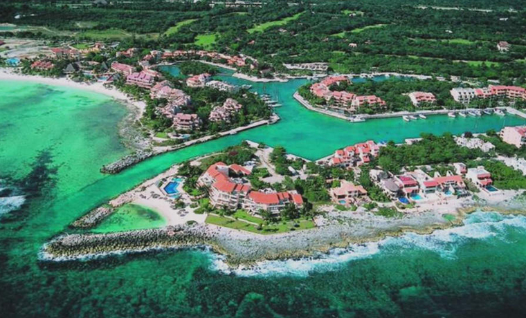 Transfer Cancun Playa del Carmen to Puerto Aventuras